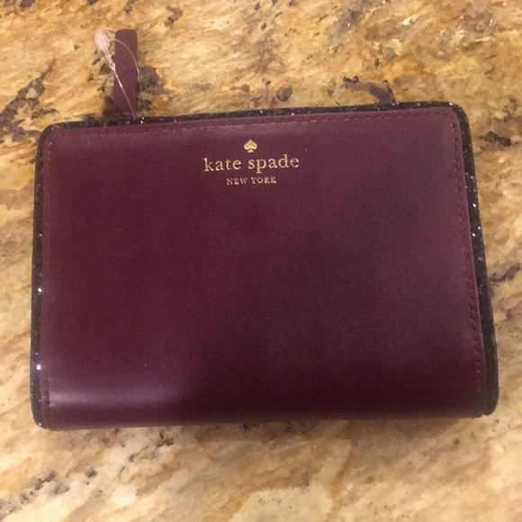 Kate Spade Wallet - Picture 1 of 8